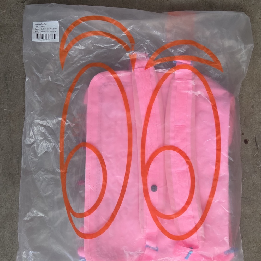 Baboon to the Moon Cotton Candy Pink Go Bags 40L New with slight Defect - Picture 9 of 10